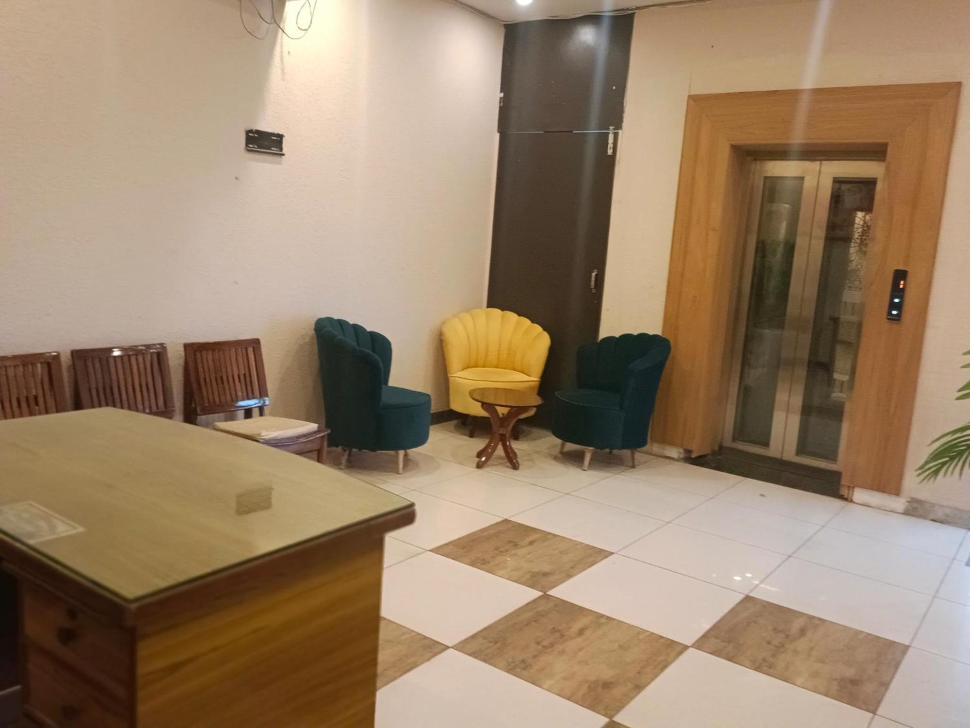 The Aura Grand Hotel & Banquet - A Unit Of Sitara Kollection Hotels Rohtak Екстер'єр фото